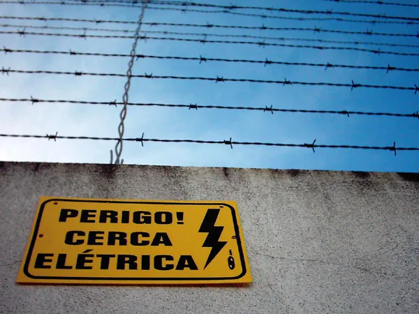 Danger! Electric Wire!