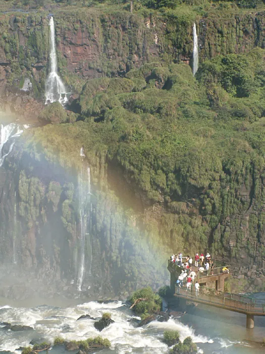 Bem aventurados, 2005
