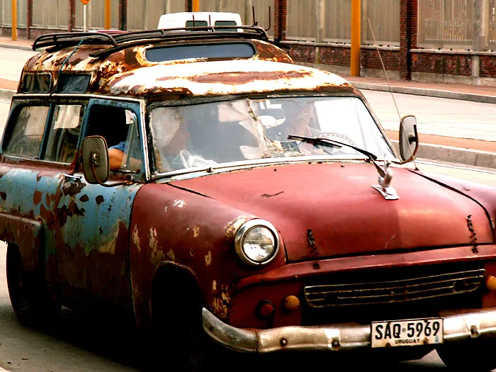 Dono do albergue, 2005