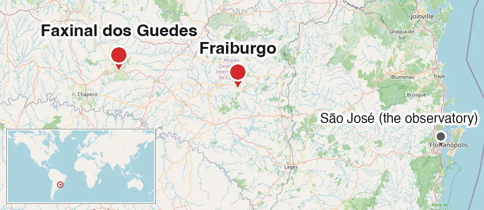 A map of Santa Catarina with red pins on Faxinal dos Guedes and Fraiburgo, in the west of the state, and a grey pin on São José, next to Florianópolis on the coast, with a small world map in the corner circling southern Brazil.